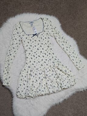 Tilly's Cream Floral Long-Sleeve Dress with Navy Trim